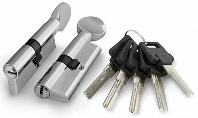 Цилиндровый механизм Fuaro D502/70 mm (30+10+30)