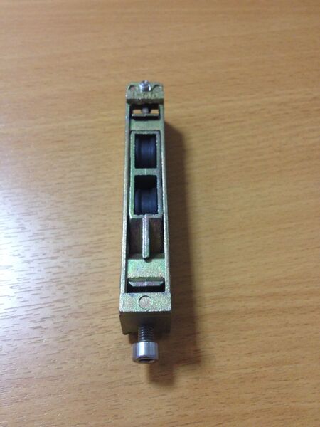 Ролик регулируемый 