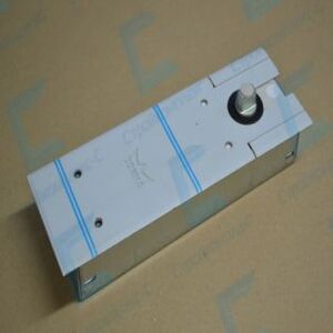 Дверной доводчик Dorma BTS75V фиксация 90/105