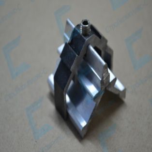 Угловое соединение 9es/08